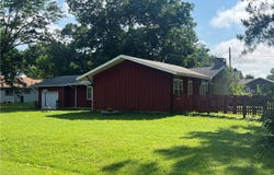 302 S Ross St, Versailles, MO 65084