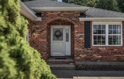 980 Stillwater Pkwy, Crown Point, IN 46307