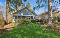 51 W 19th Street, Huntington Station, NY 11746