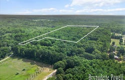 15320 Larsen Avenue NE, Gowen, MI 49326