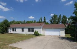 321 Sunset Drive, Sparta, IL 62286