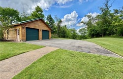 498 Lockwood Rd., Export, PA 15632