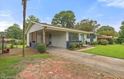1961 Edwin Avenue, Pearl, MS 39208