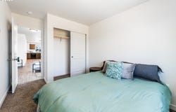 1069 NE EMERALD DR, Hermiston, OR 97838