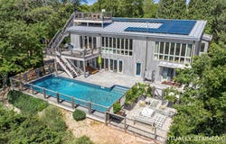 32 Tuthill Lane, Remsenburg, NY 11960