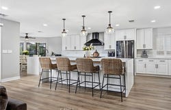30205 White Wake, Canyon Lake, CA 92587