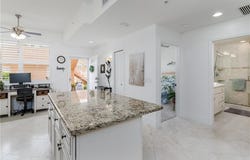 6760 Beach Resort Dr, NAPLES, FL 34114