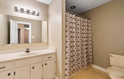 104 Wentworth Dr, Greenwood, SC 29649
