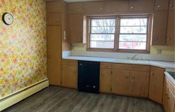 235 9th Avenue SE, Waseca, MN 56093