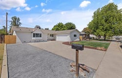 1406 W Princeton Avenue, Visalia, CA 93277