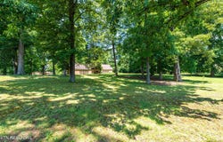 167 Manhattan Ave, Oak Ridge, TN 37830