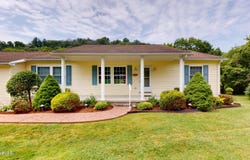 1753 BLOOMINGROVE ROAD, Williamsport, PA 17701