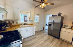 742 S 4th St, Dekalb, IL 60115