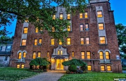 303 Hamilton Place, Hackensack, NJ 07601