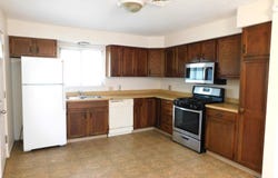 7125 SW Glencrest DR, Topeka, KS 66619