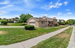 2532 E SUNDOWN S, Cottonwood Heights, UT 84121