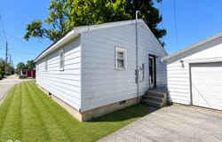 1016 E 29th Street, Anderson, IN 46016