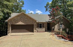 18 Alicante Road, Hot Springs Village, AR 71909