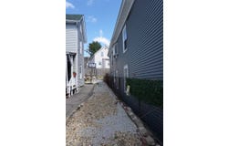 27 Shaw St, Lowell, MA 01851