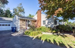 209 Jarry St, New Bedford, MA 02745