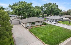 5819 Irving Avenue N, Brooklyn Center, MN 55430