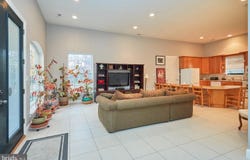 12815 BRADDOCK RD, CLIFTON, VA 20124