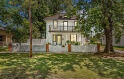 703 E Church Street, Wagoner, OK 74467
