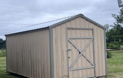 2038 W Trolley Car Lane, Carthage, MO 64836