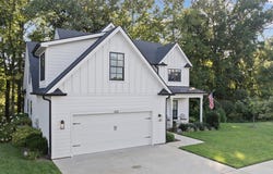 841 Creekside Lane, Bowling Green, KY 42103