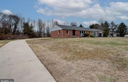 2502 RANCOCAS ROAD, BURLINGTON, NJ 08016