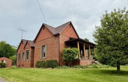 248 W Beech St, Sullivan, IN 47882