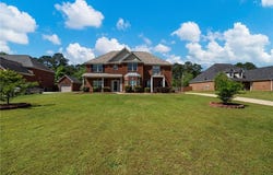 1 Kennys Court, Fort Mitchell, AL 36856