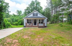 720 4th Street, Stanley, NC 28164