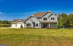 117 Lake, Williamson, GA 30292