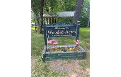 19 County Top Ln, Fancy Gap, VA 24328