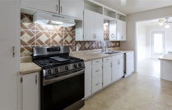 515 N Booth Avenue, Elk City, OK 73644