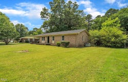 605 Sexton Avenue, Zebulon, NC 27597
