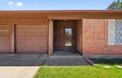 3621 Carriage Hill Drive, Forest Hill, TX 76140