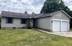 17661 Gray Lane, Interlochen, MI 49643