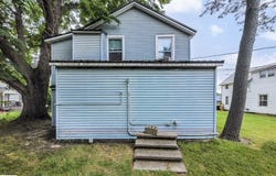 221 North Street, St Louis, MI 48880
