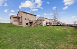 250 NE Fox Run Trail, Waukee, IA 50263