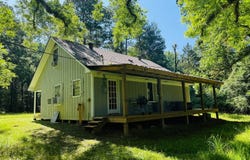 5751 Wilkinson Rd, Liberty, MS 39645