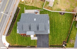 8 Noanett Rd, Needham, MA 02494