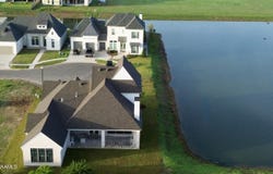 214 Sabal Grove Lane, Youngsville, LA 70592