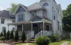 13 Wood Street, Auburn, NY 13021