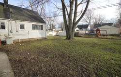 13744 Mcguire Street, Taylor, MI 48180