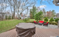 26 Winterset Lane, West Hartford, CT 06117