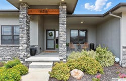 11518 Cooper Street, Papillion, NE 68046