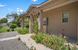 9 Elias Road, Los Lunas, NM 87031