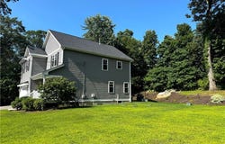 37 Iroquois Road, Cumberland, RI 02864